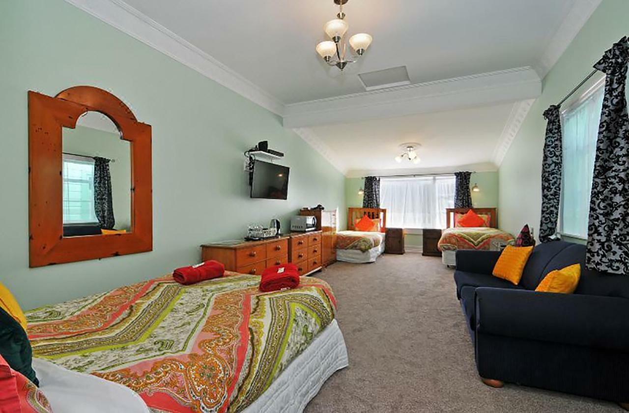 Chambre Triple avec Salle de Bains Privative